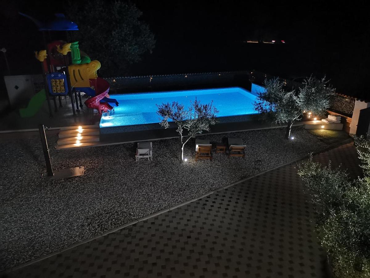 Jacuzi Cottage In The Olive Grove PUY Eksteriør bilde